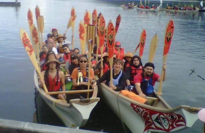 Emanuela Sheena on a Pulling Together journey with the local Canoe Club.