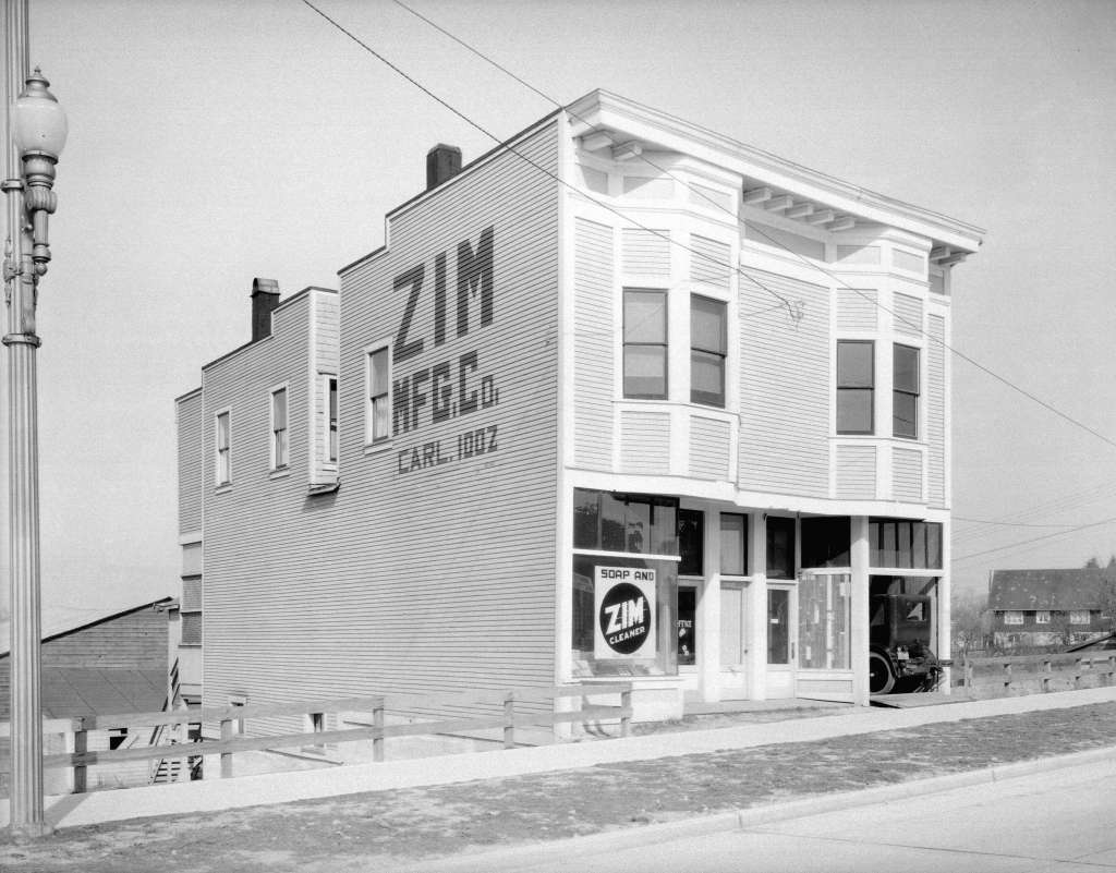 A fresh new business named Zim Manufacturing Co., April 1935. Photo by Stuart Thompson, Vancouver Archives